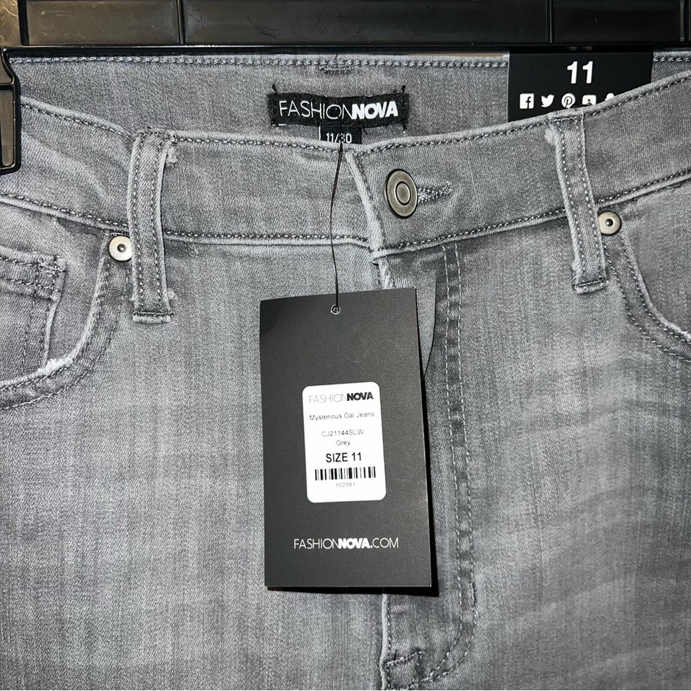 Mysterious Gal Jeans - Grey - Picture 3 of 10